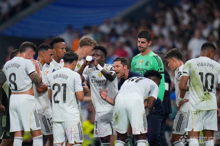 马卡:皇马去年8月到现在只有40天假期 马卡:皇马去年8月到现在只有40天假期